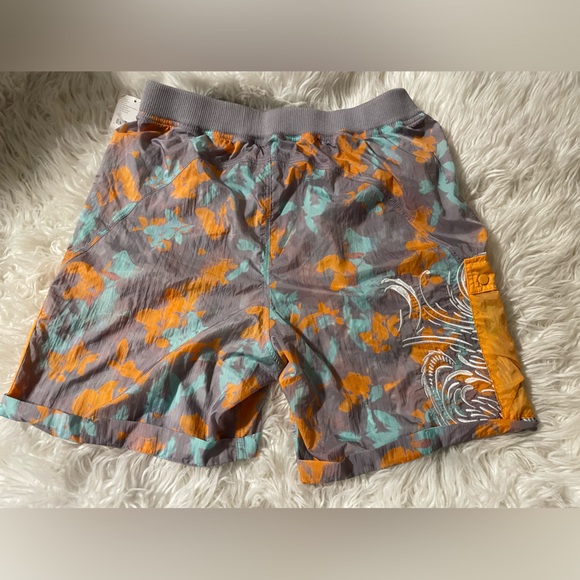 Free People FP Movement NWT Women’s Colorburst Hiking Short, Humming Floral. M - Picture 3 of 13